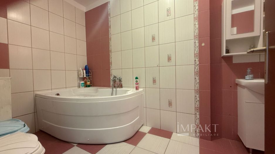 Apartament pe 3 niveluri cu 3 camere si pod amenajat in Manastur - Poză 14