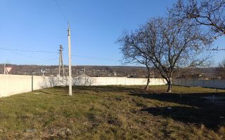 Teren de Construcție cu Încăpere Comercială de 250m2 în s.Stolniceni r-nul Hîncești - Poză 5