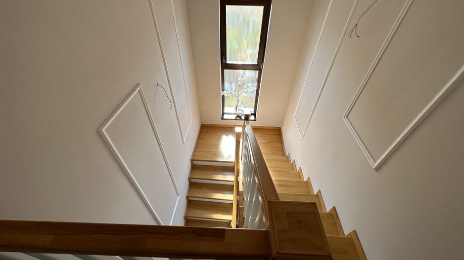 Duplex despartit prin spatiu tehnic  - teren 500mp - Poză 13