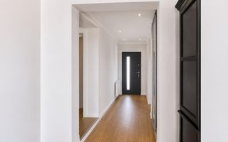 vila 5 camere | Pipera | Porche Nord | 2 parcari + gradina - Poză 6