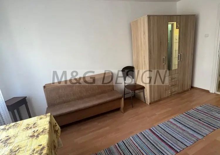 Apartament cu o cameră etaj 2 Complex Studentesc - Poză 2
