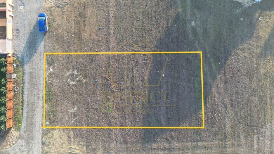 Teren intravilan de duplex sau casa individuala | Mosnita Veche - Poză 1