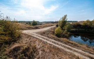 Investiție unică, 10 ha teren cu luciu de apă, ideal pentru turism și agrement! - Poză 13