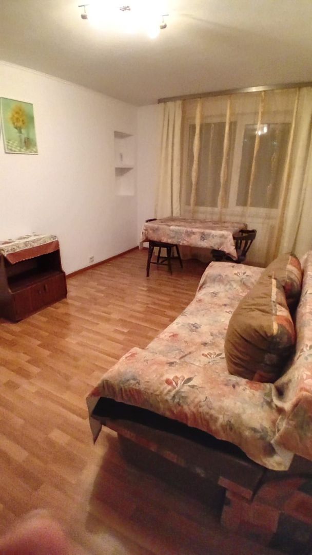 AP. 2 CAMERE CRANGASI, BUCATARIE INCHISA, REABILITAT, METROU 5 MINUTE - Poză 2