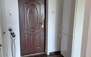 De inchiriat apartament cu o camera, Gara, etaj 4, 300 euro - Poză 7