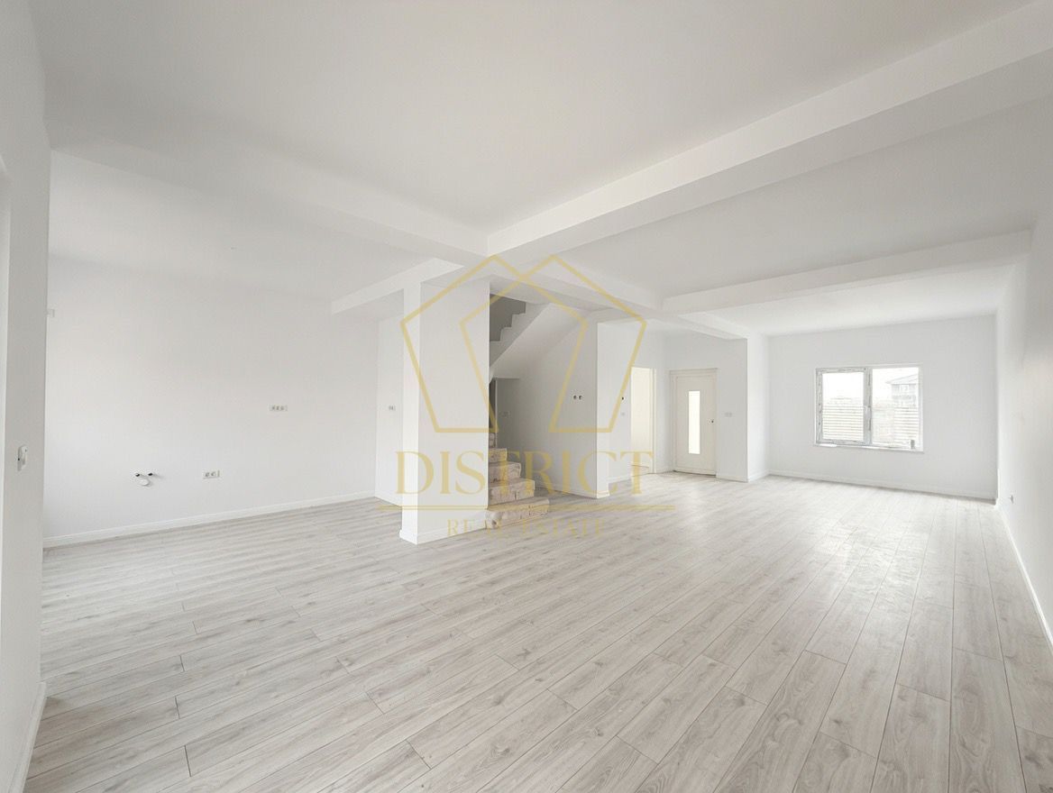 Duplex cu 4 camere despărțit prin camera tehnica | Mosnita Noua - Poză 5