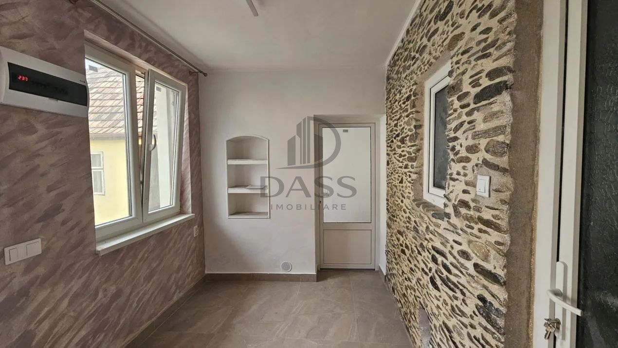 Casă individuală 2 camere Saliste Sibiu - Poză 4