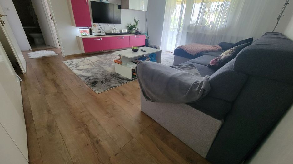 BRASADAS vinde ap 2 cam mobilat etaj 4/4. - Poză 6