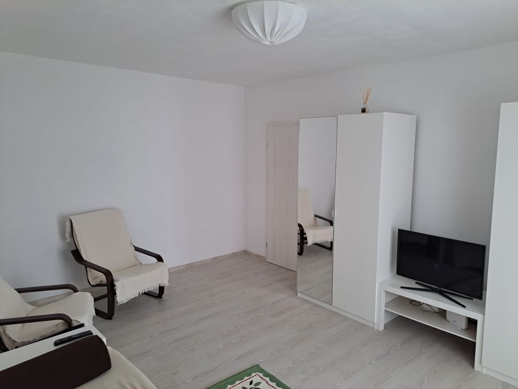 Inchiriere apartament 2 camere Bucuresti  Sector 5 parc Sebastian - Poză 3