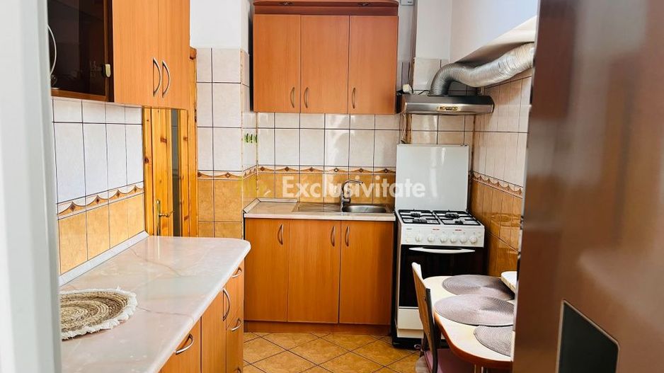 Apartament ultracentral, 3 camere, cu priveliste impresionanta, langa Mercur - Poză 18