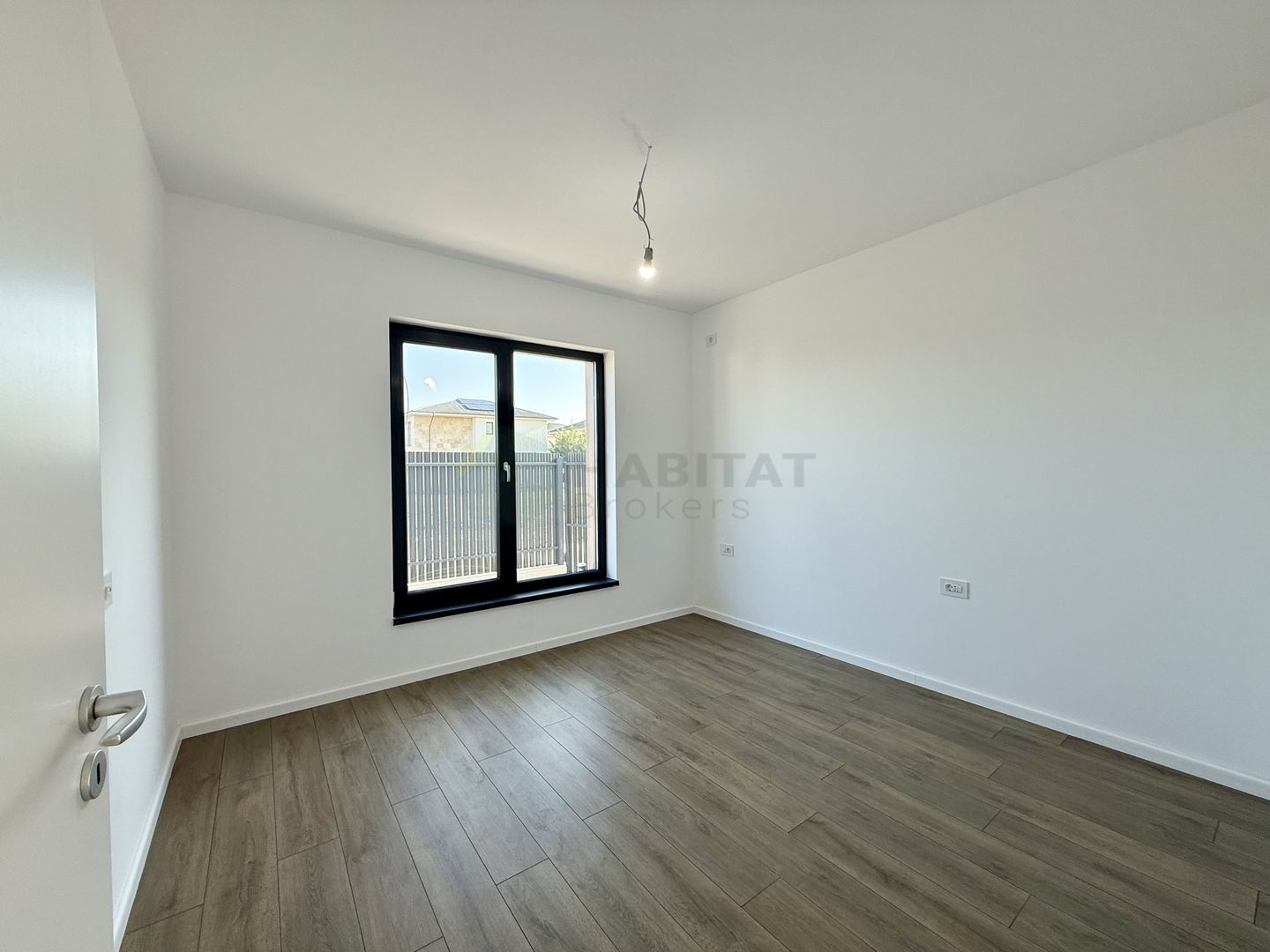 Casa individuala 4 camere Tunari-Lacul Pasarea - Poză 5