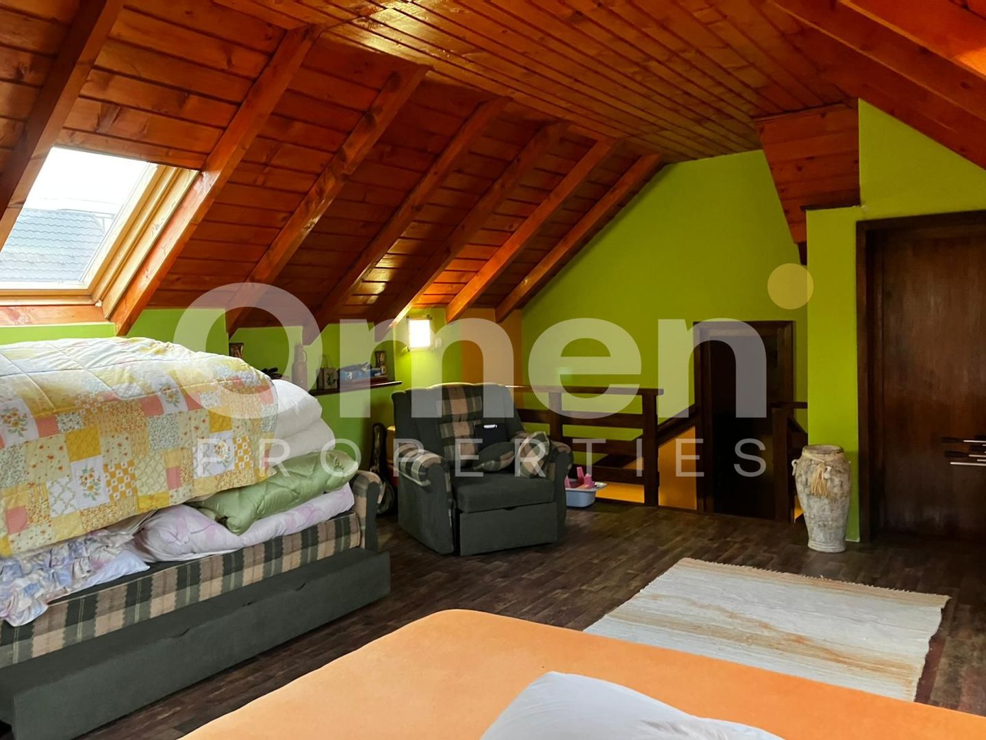 Vilă de închiriat – 260 mp utili, teren 1300 mp, 5 dormitoare, 3 băi, 3 balcoane - Poză 31