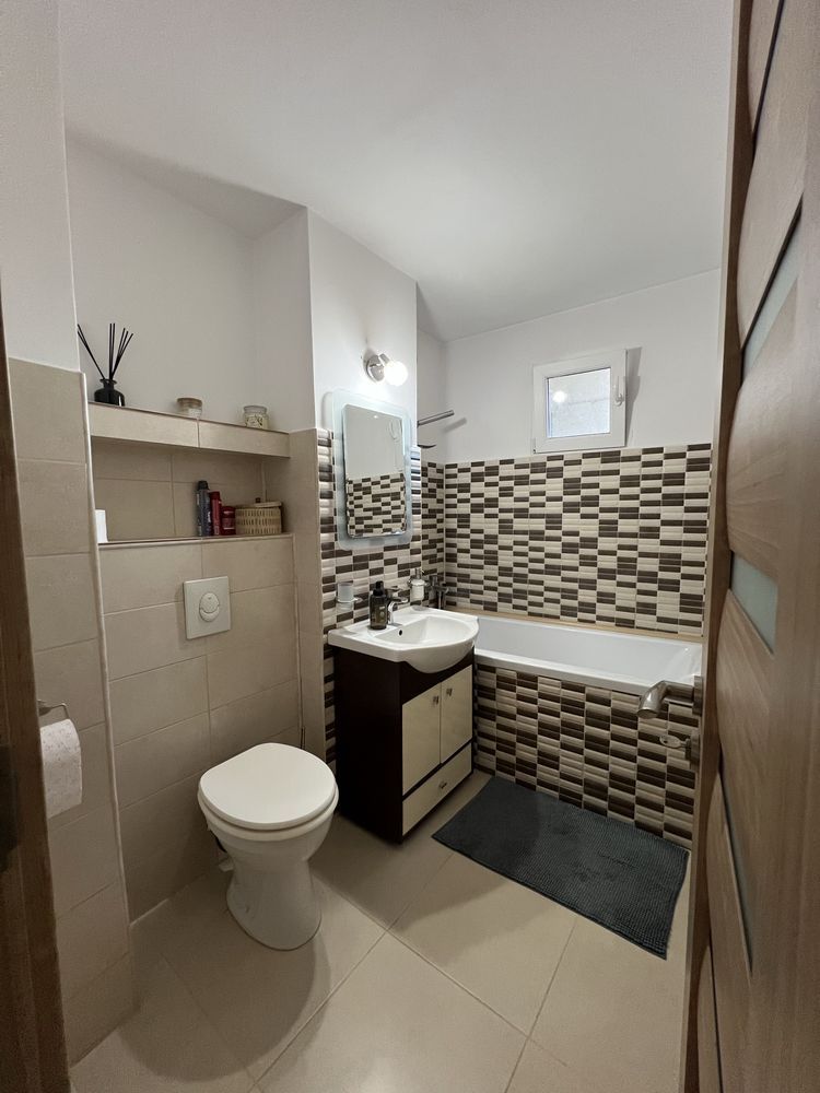 Calea Girocului | 2 camere | Decomandat | Centrală proprie | Acoperiș  Copiază - Poză 6