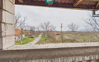 Casă la roșu în localitatea Almaș, Arad. - Poză 15