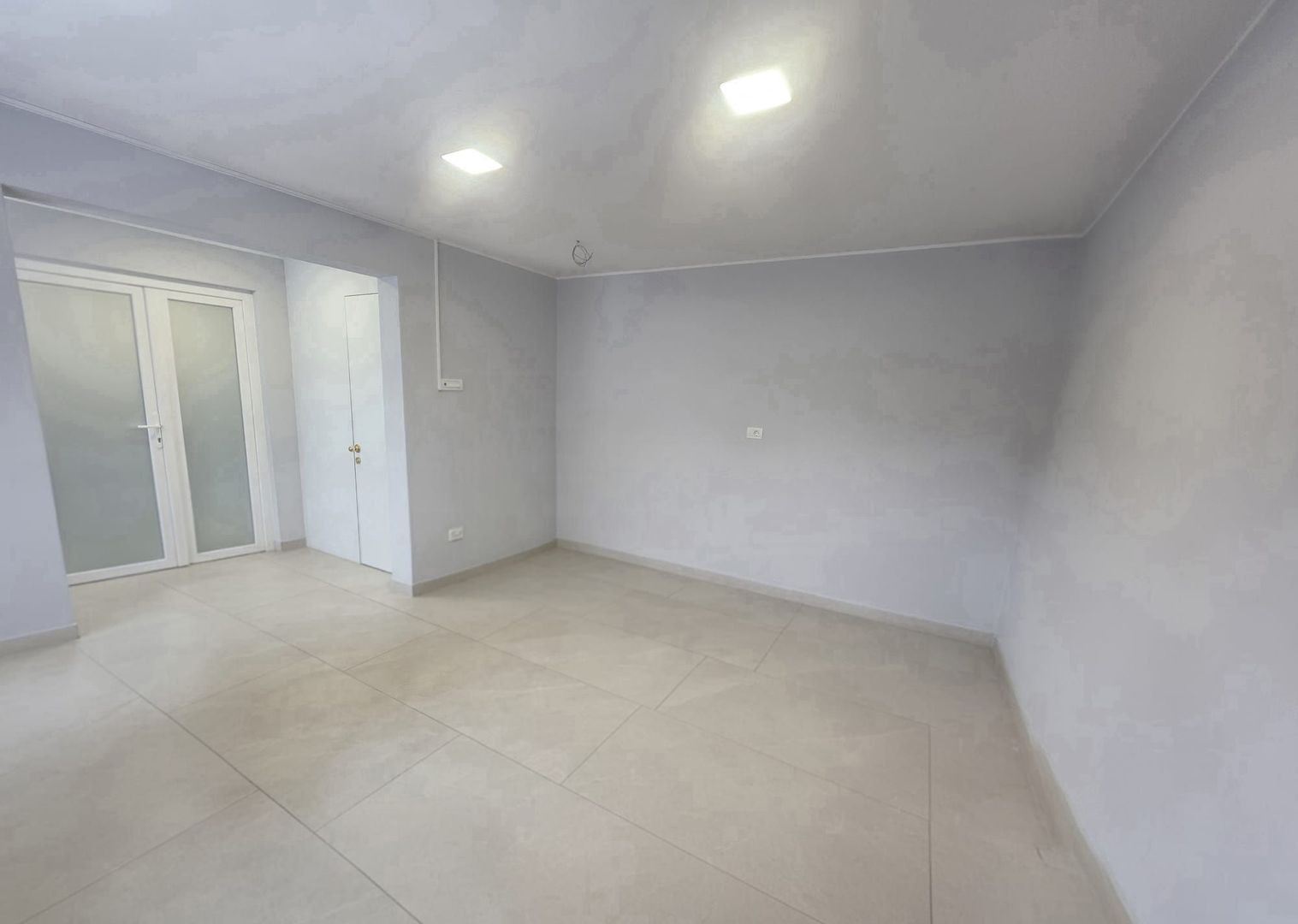 Spatiu Comercial | Calea Unirii | 40MP Utili - Poză 2