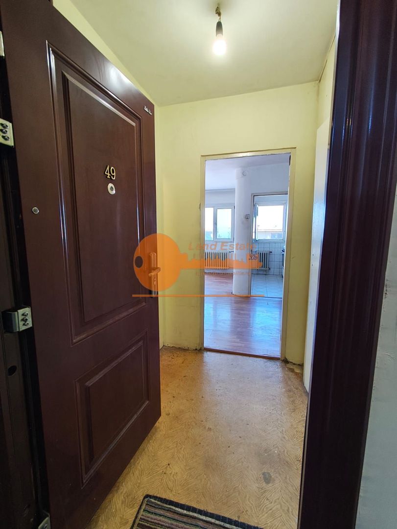 Garsoniera Gorjului-Bloc mixt(200 m metrou-1979) - Poză 6