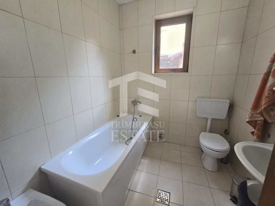 CENTRU- Casa ideala pentru birouri | studio | cabinet | gaz | curte - Poză 17