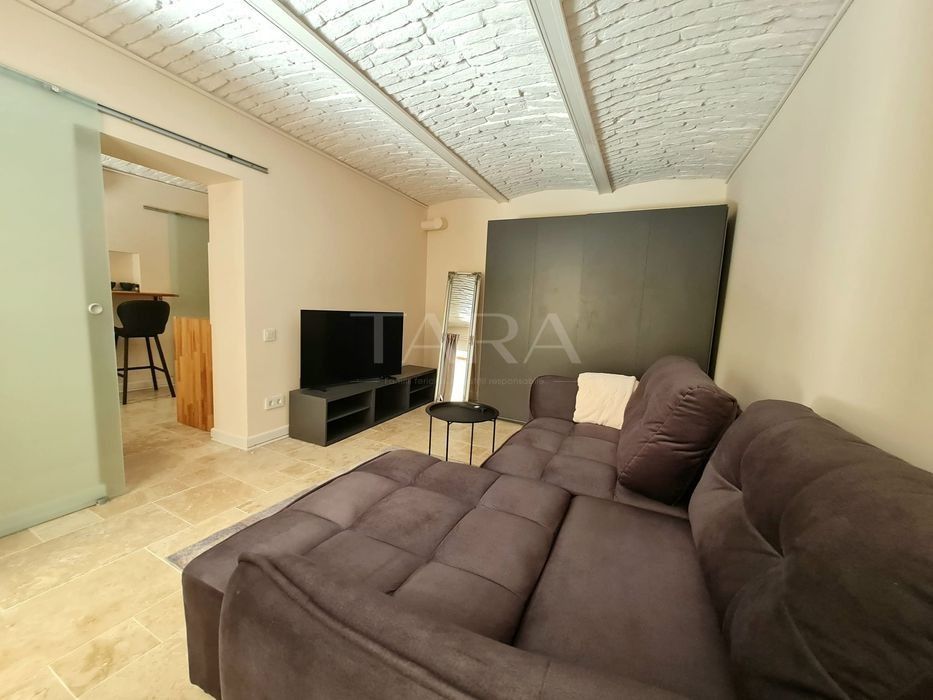 Vând Apartament Ultracentral. Investiție Profitabilă. Parcul Central. - Poză 2