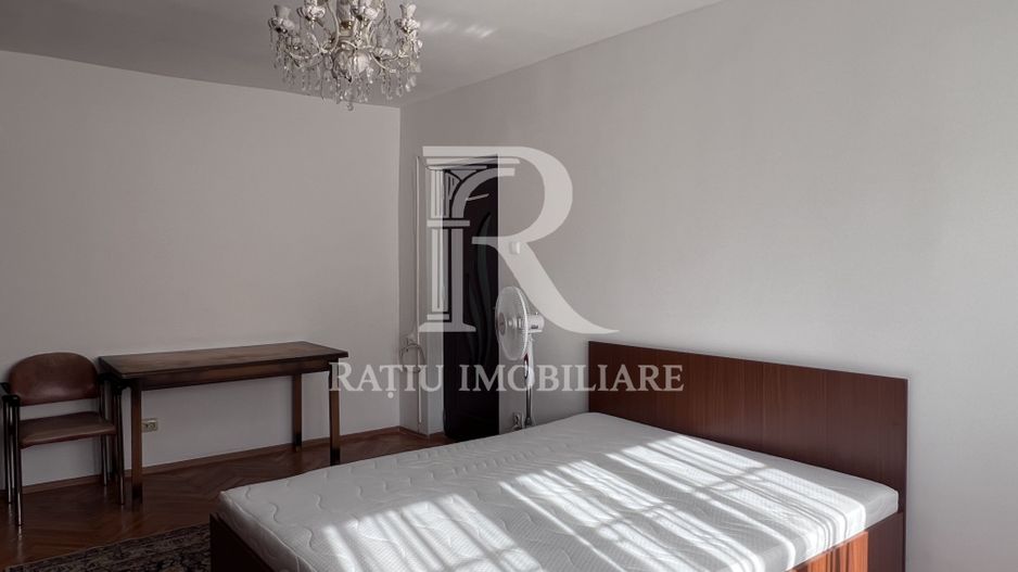Apartament cu 3 camere | Costache Negruzzi | Decebal | Oradea - Poză 3