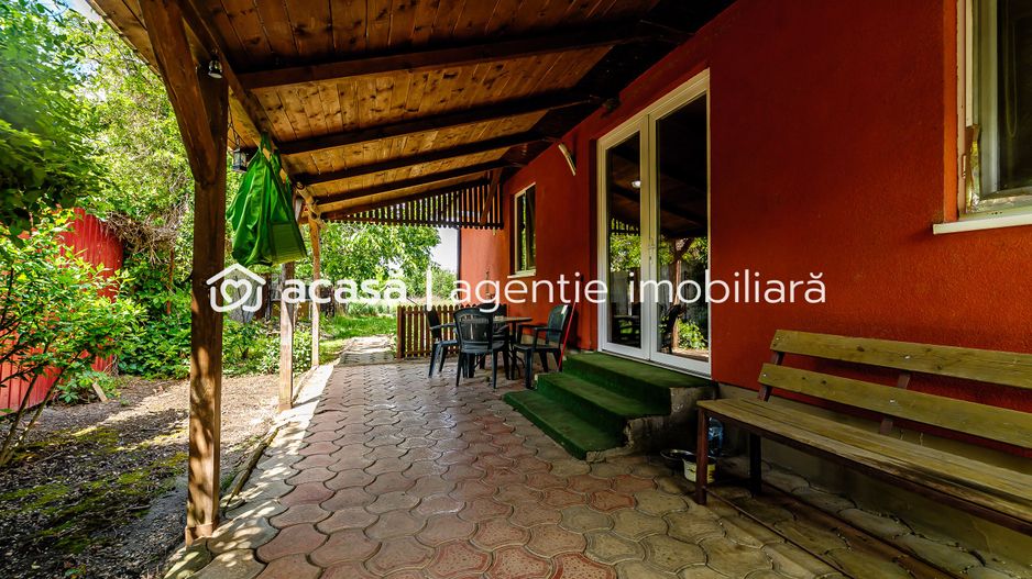 VÂNDUT! Casă 6 camere cu teren generos - Zadareni - Poză 7