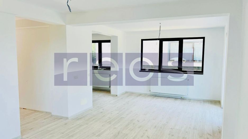 VILA DE VANZARE CORBEANCA 450 MP 6 CAMERE - Poză 6