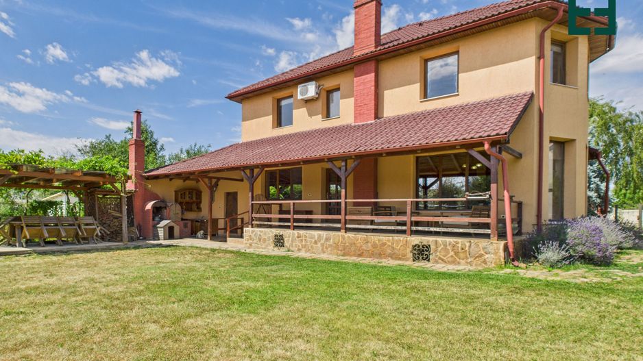 Vilă cu 6 camere - Zona Subcetate - Arad - Poză 36