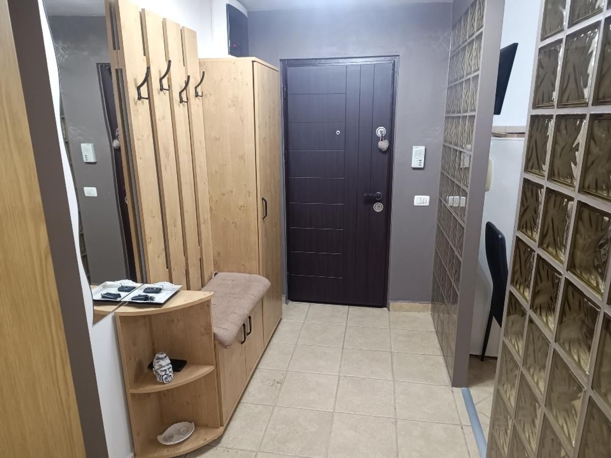 Lipovei | 4 Camere | Decomadat | Etaj Intermediar | Mobilat si Utilat - Poză 4