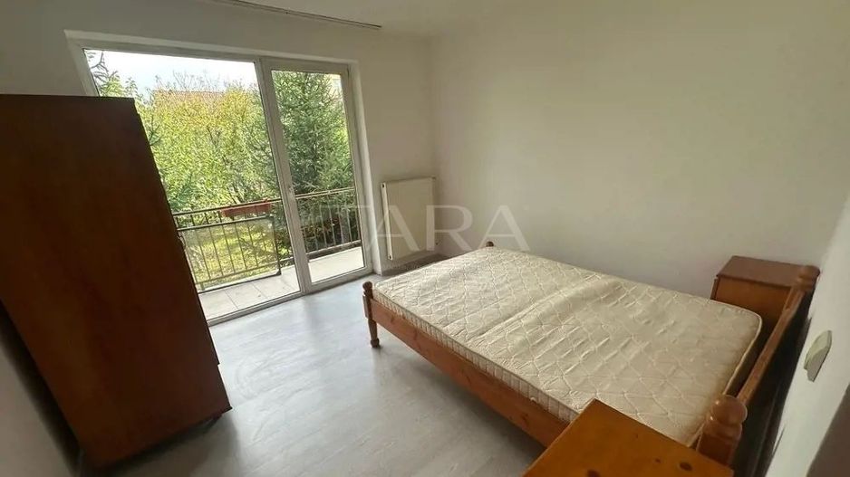 Apartament cu trei camere zona Ioan Rus, Florești. - Poză 4