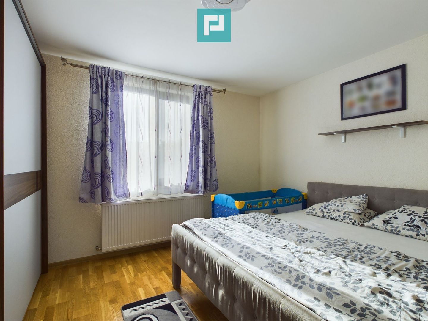 Vilă cu mansardă în Bujac - Poză 20