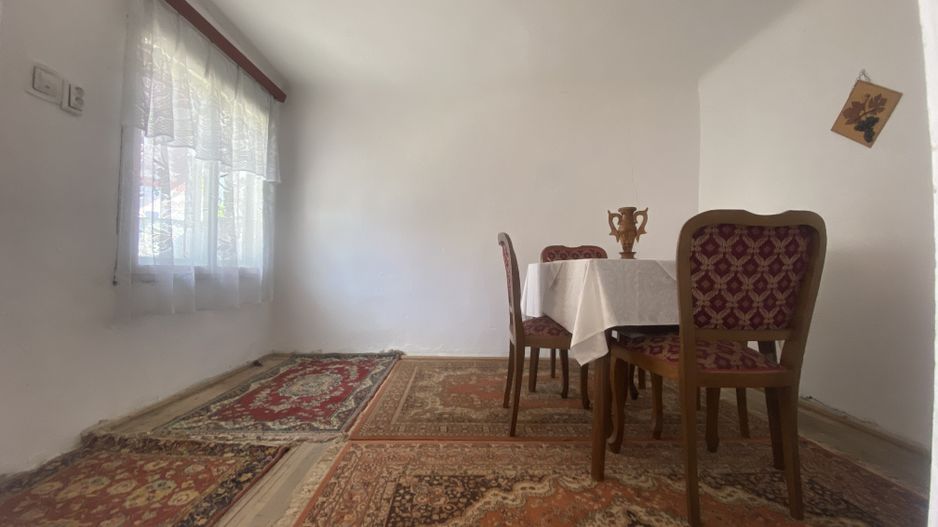 Vanzare casă cu potențial rezidențial și comercial în Pucioasa -441 mp - Poză 20
