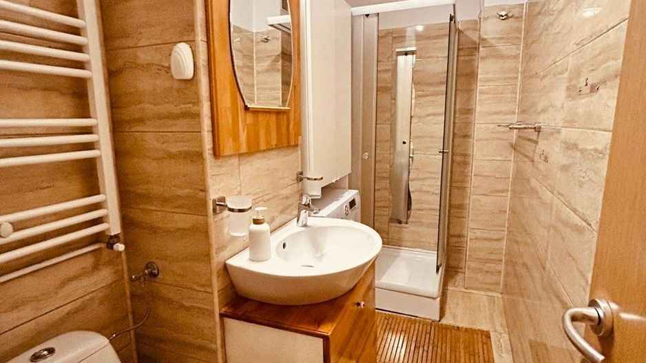 Închiriez Apartament 2 Camere Marriott - Poză 4
