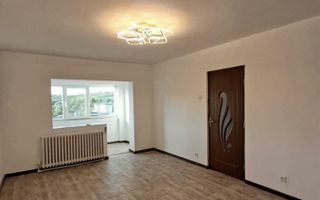 Apartament 56 mp de vânzare, etaj 4, Harlau - Poză 2