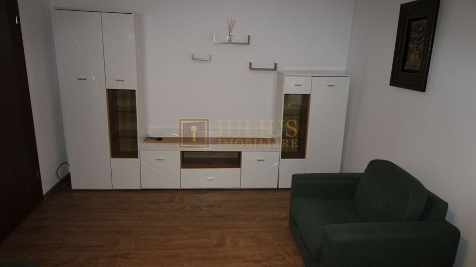 3 camere, 2 bai, centrala proprie, la 7 minute de Spitalul Judetean - Poză 2