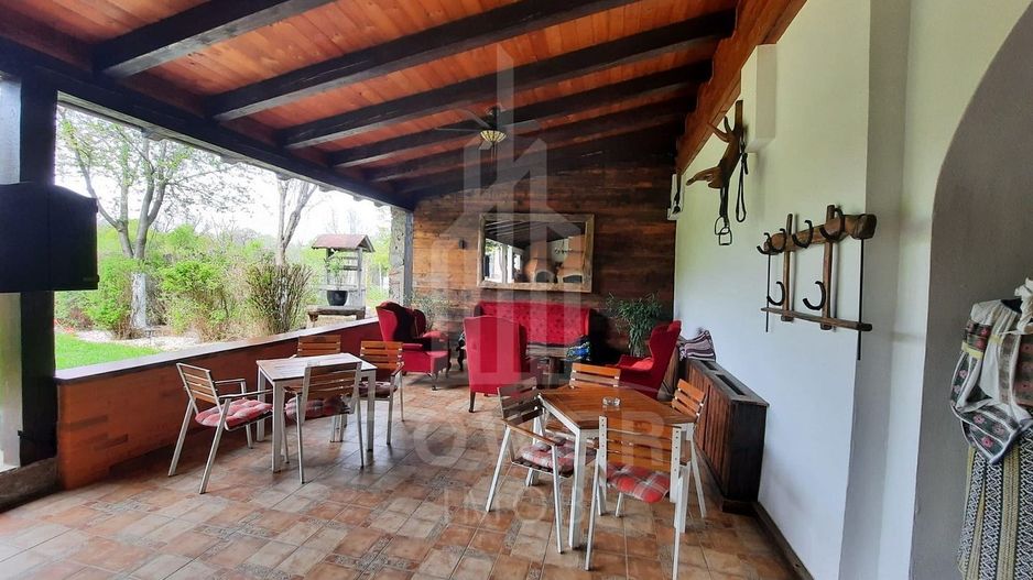 Pensiune de vânzare-9 camere cu baie, restaurant, curte-Apoldu de Sus - Poză 14