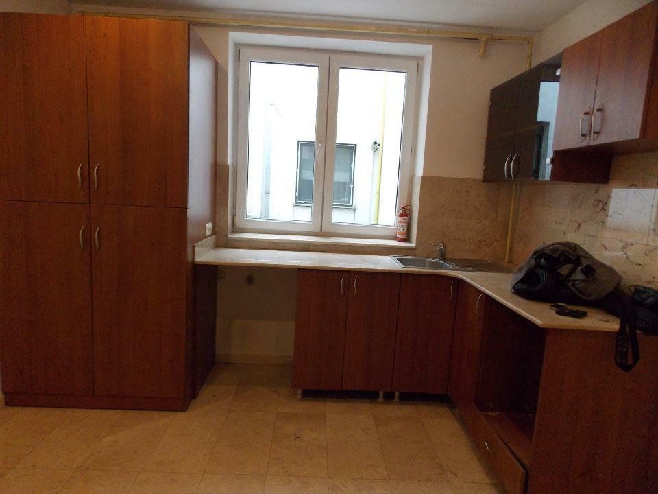 Inchiriez apartament - Poză 7
