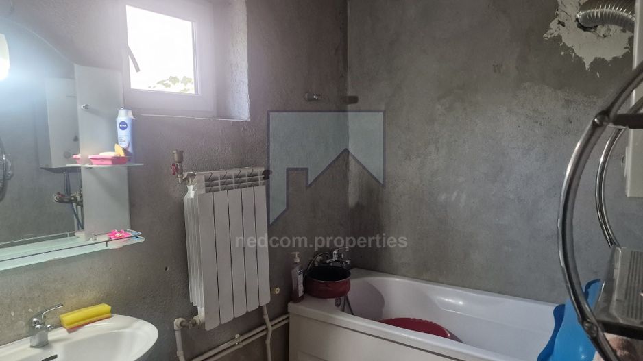 Vanzare Vila S+P+1E+Pod - Adunatii Copaceni - Poză 10