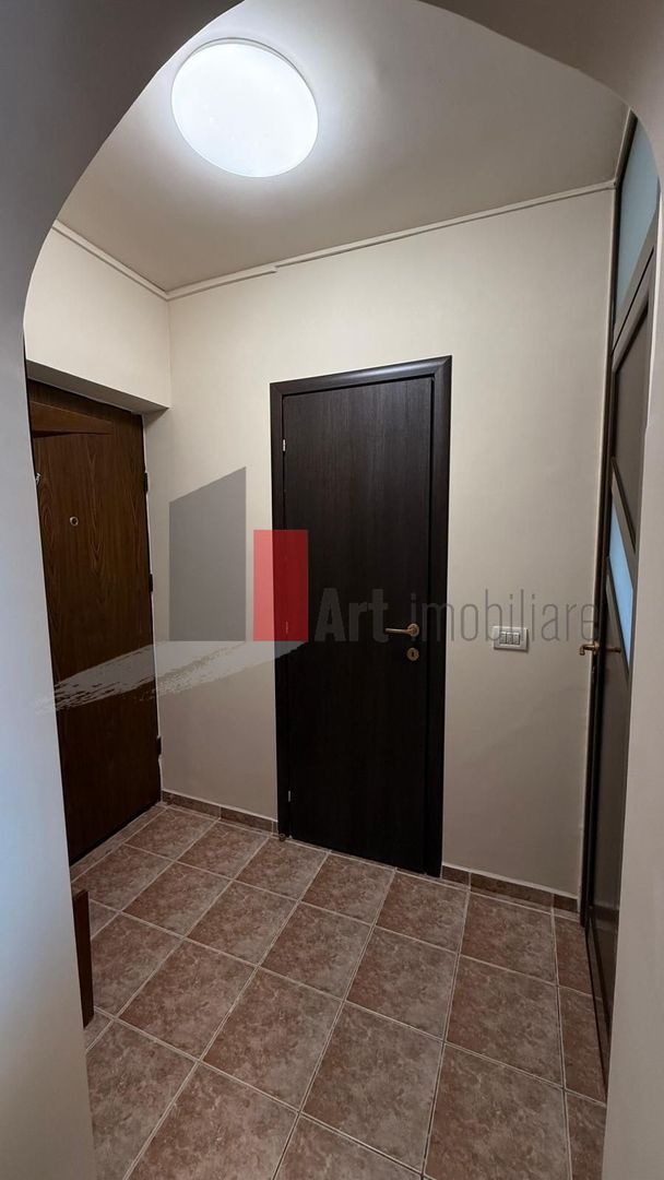 Apartament 3 camere de închiriat Berceni - Poză 21