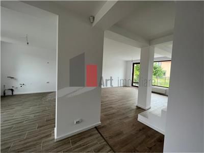 Vanzare Vila Tip Duplex in Henri Coanda - Poză 1