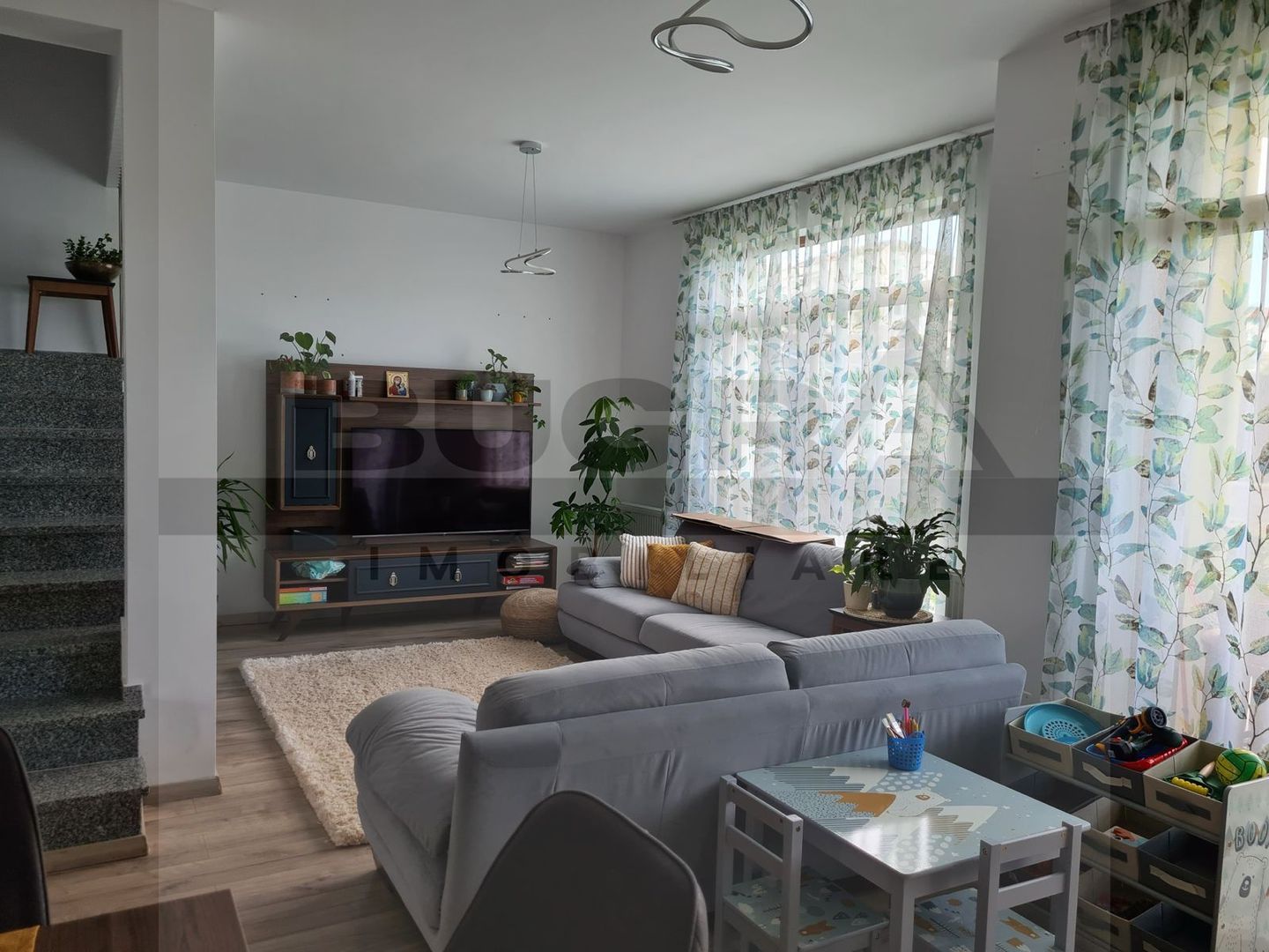 Duplex de inchiriat, 120mp utili, 300 teren, parcare, Romul Ladea - Poză 1