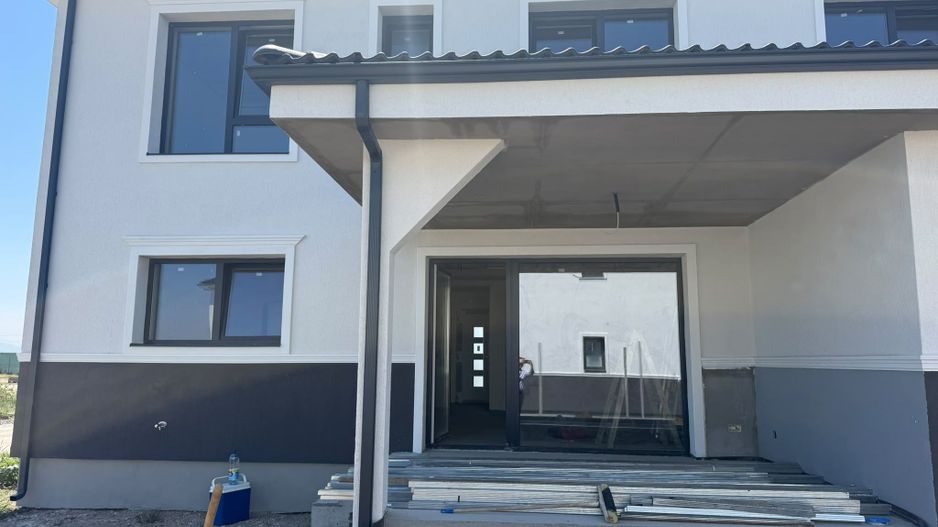 Casa tip duplex - 300 mp teren - Sura Mica - Poză 3