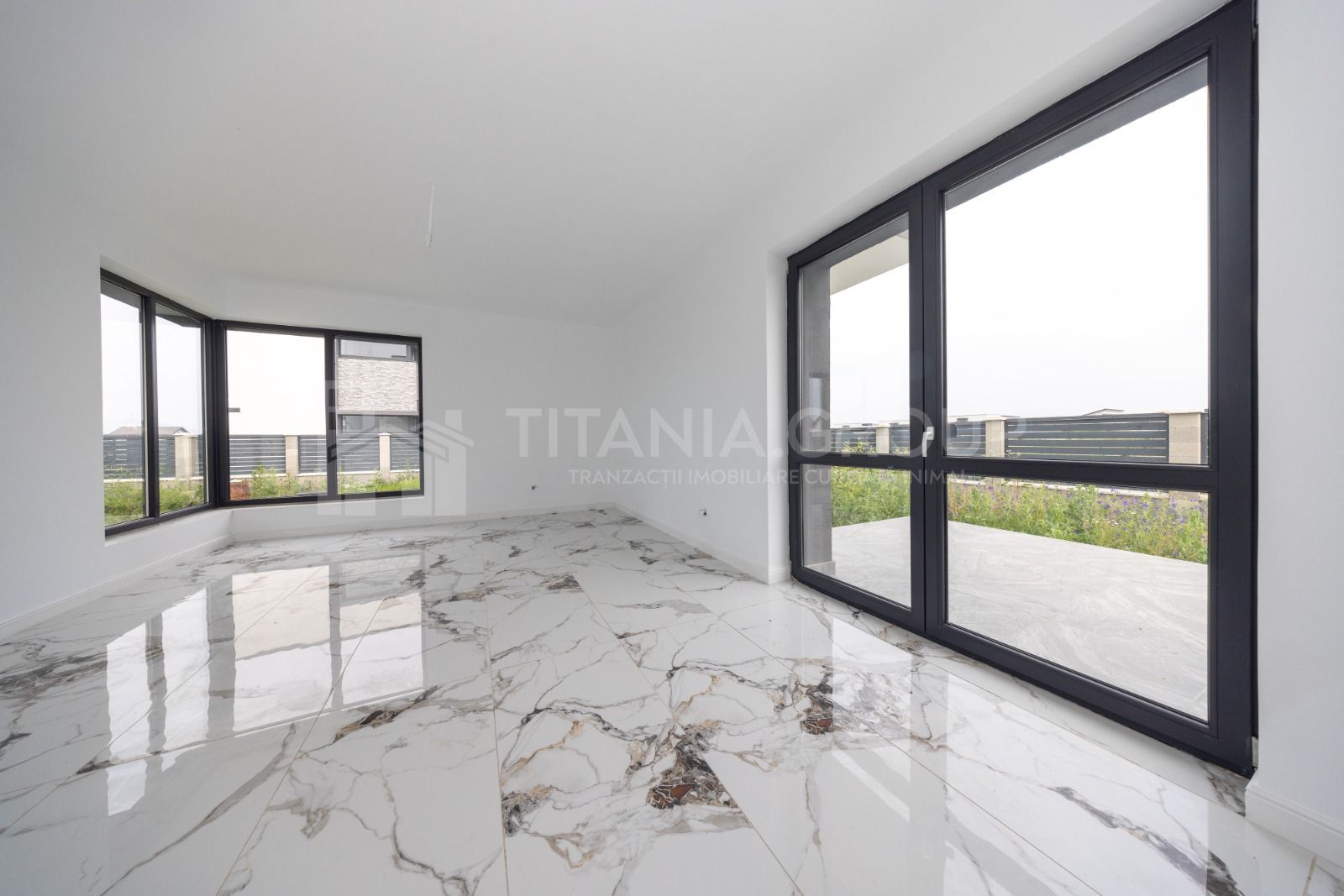 Casă individuală nouă , 4 camere, teren 519 mp, Sanpetru - Poză 2