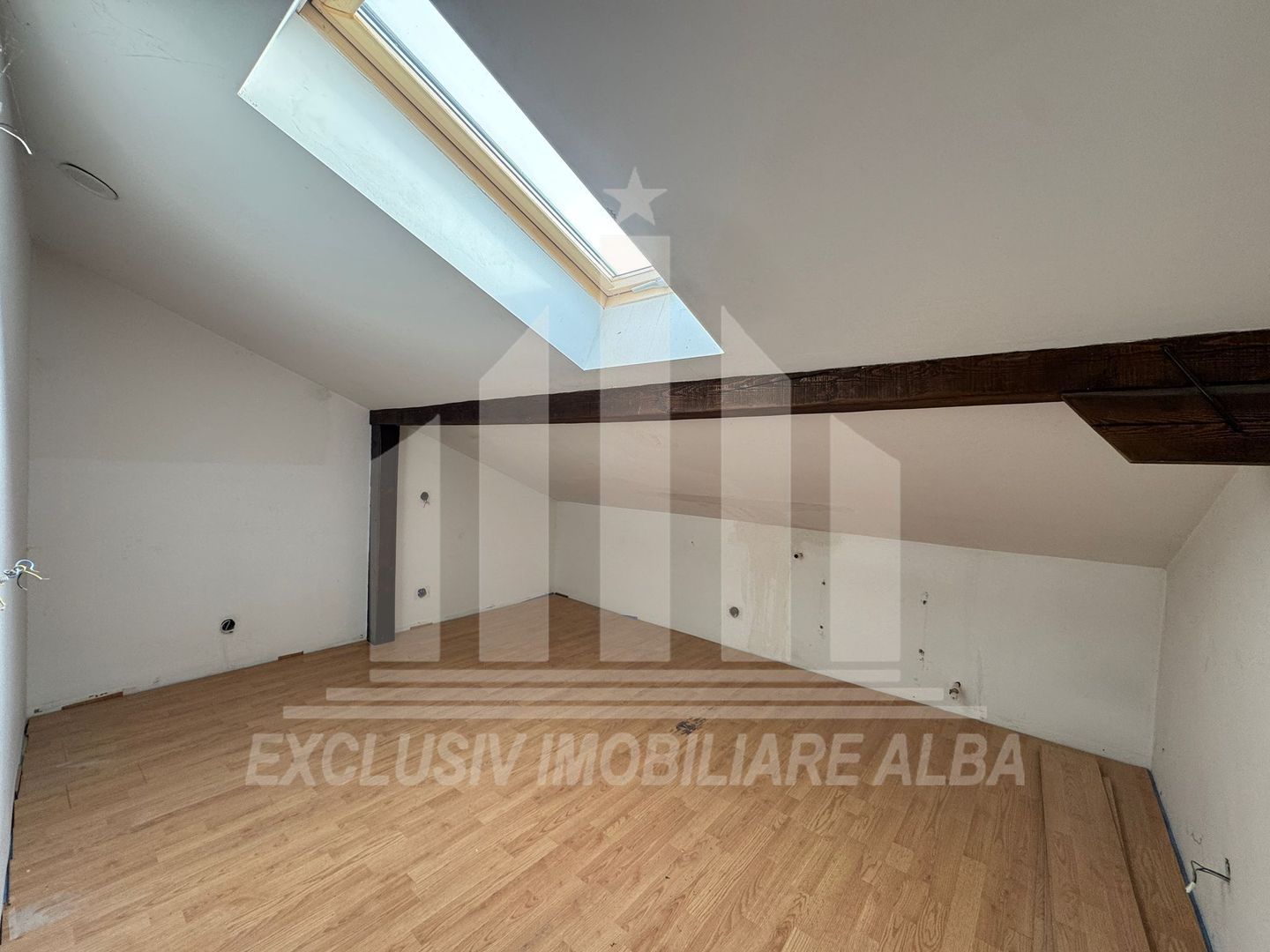 Apartament 5 camere | Scara interioara| 120mp | 5 bai| Dealul Furcilor - Poză 12