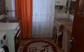 Apartament cu 2 camere / 50 mp/ zona Podu Ros - Poză 8