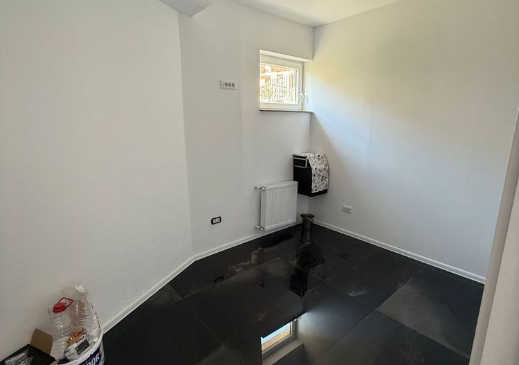 Spatiu comercial de vanzare 85mp - Poză 4