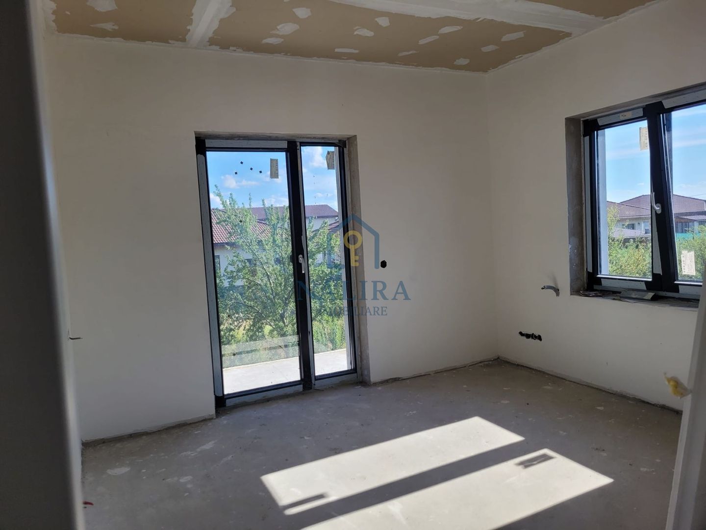 Duplex de vaznzare sat Sasar cartier nou de case spatioase - Poză 5