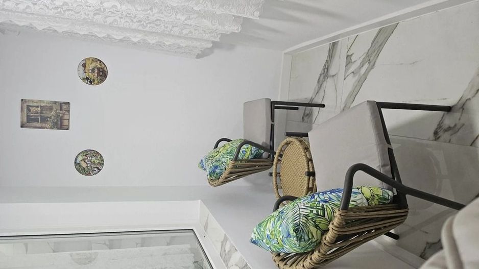 apartament de lux 3 camere - Poză 4