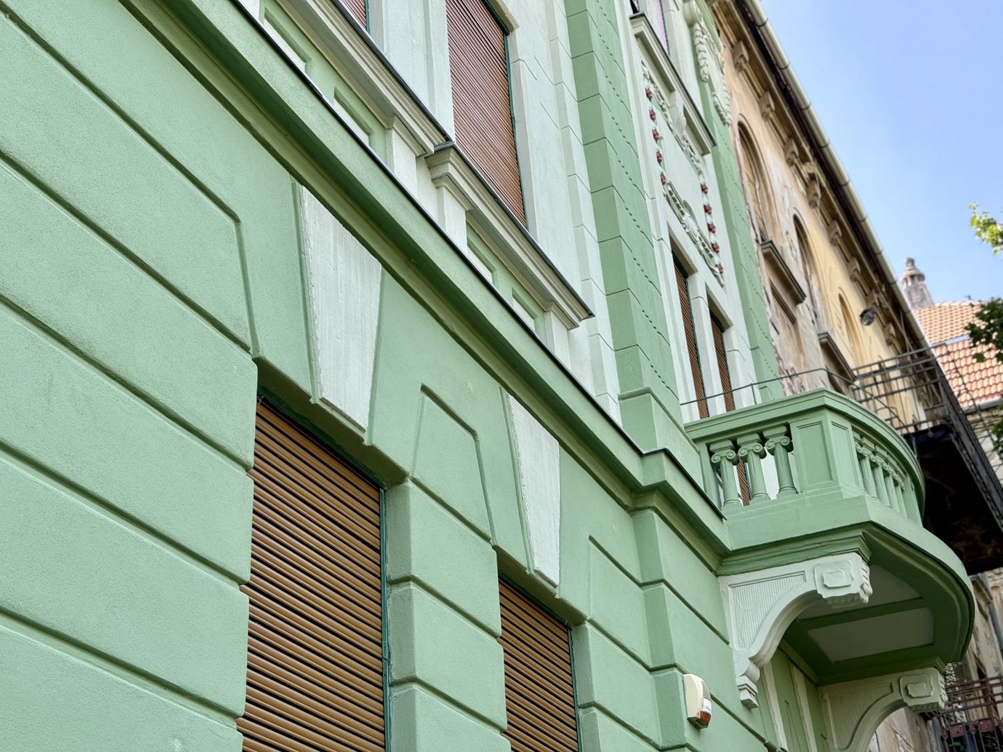 Apartament in clădire istorică P-ta Plevnei cu vedere parc - Poză 32