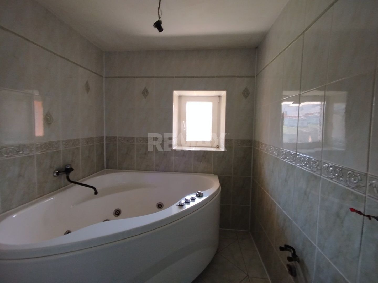 Casă spațioasă cu 2 niveluri | 273 m² Suprafață Totală | 12 ari | 3 dormitoare + living | Anenii Noi – Ruseni - Poză 16
