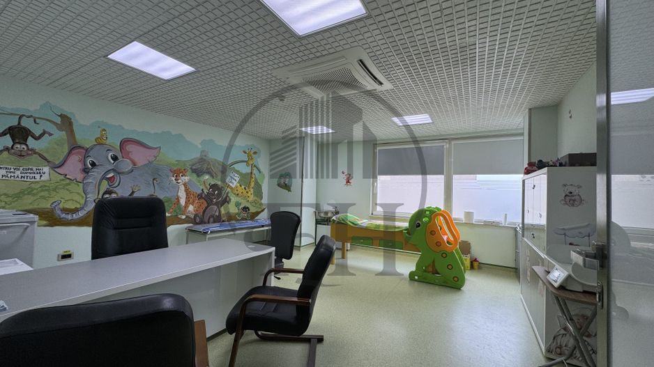 Spațiu comercial/Clinică Medicală de vânzare Medgidia, Constanța - Poză 8