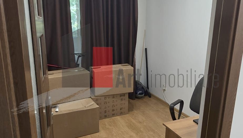 Vânzare apartament decomandat 3 camere cu 2 băi și centrală Metalurgiei - Monaco - Poză 5